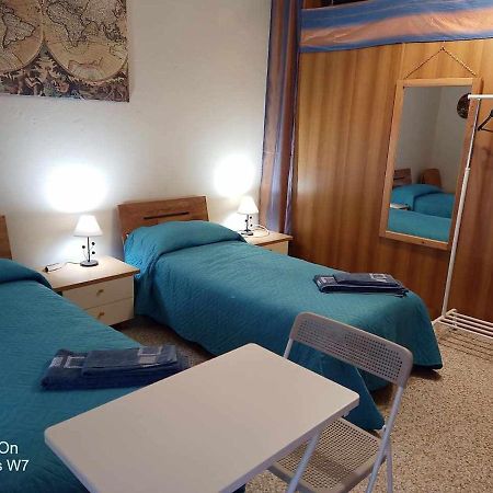Beb Infamiglia Bed & Breakfast Cascinette Bagian luar foto