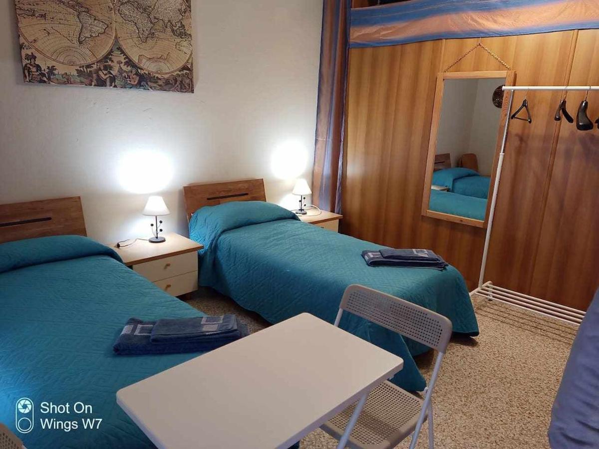 Beb Infamiglia Bed & Breakfast Cascinette Bagian luar foto
